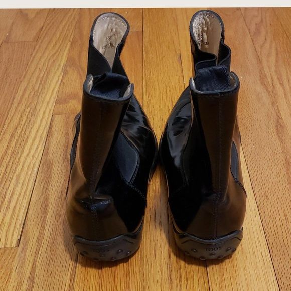 Tod's Patent Leather Boots - Picture 9 of 11